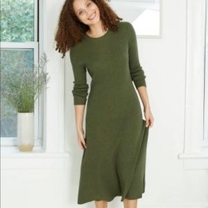 NWT Olive Sweater Dress Midi - Size XXL